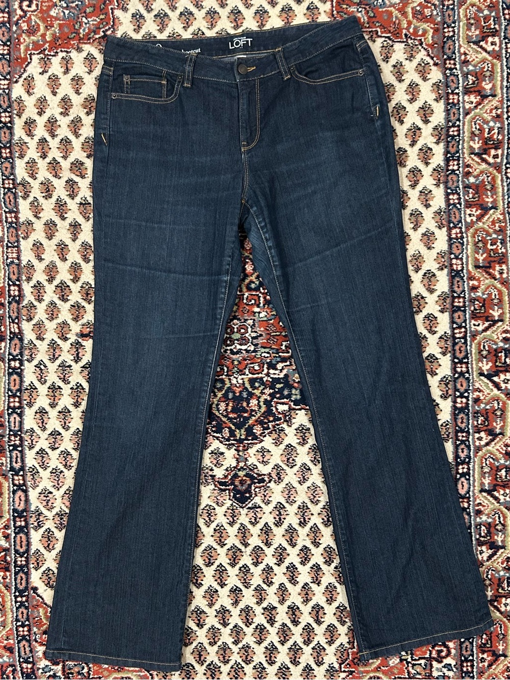 LOFT Curvy Bootcut 10 30 Denim Jeans
